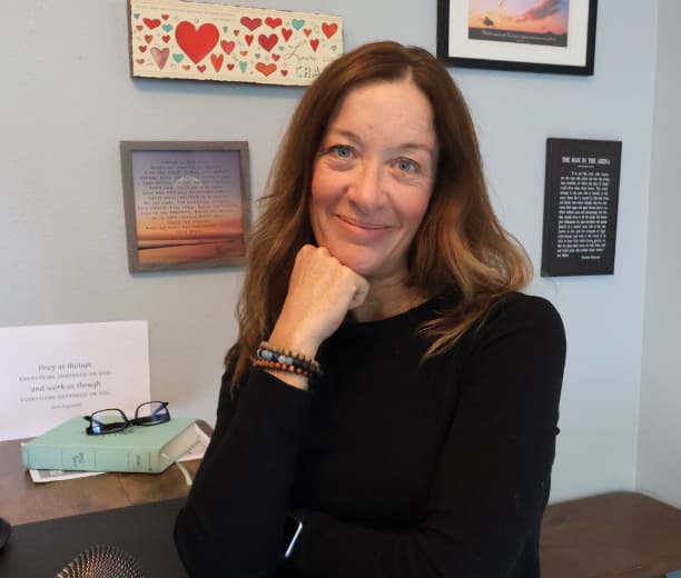 Healthy Vibes Podcast with Kelley Ranaudo