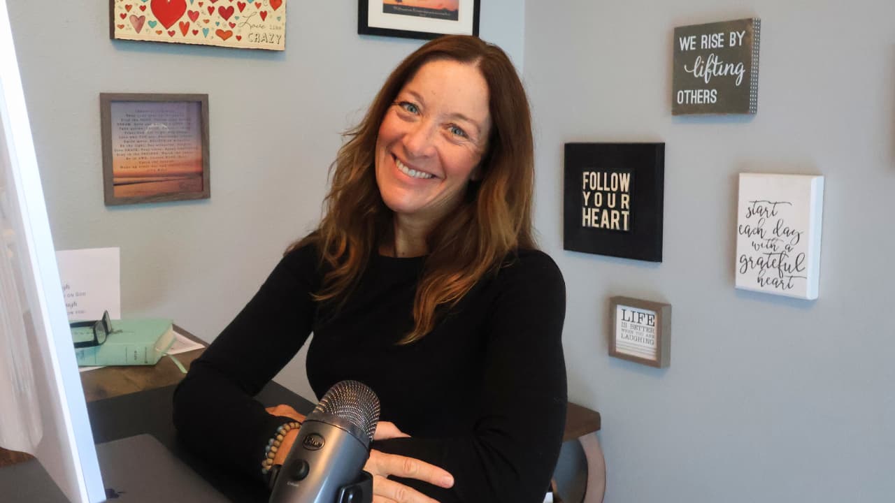 Kelley Ranaudo — Healthy Vibes Podcast